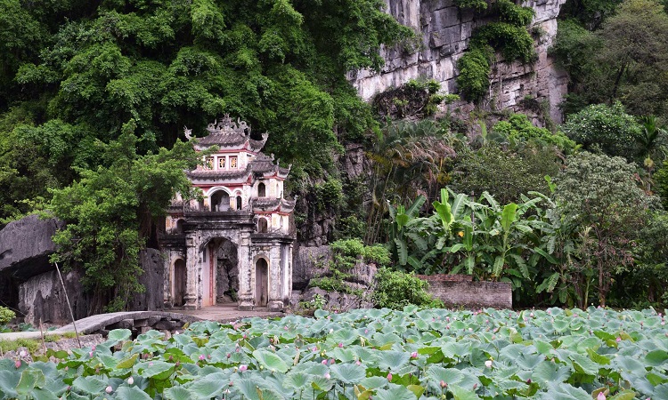 Ninh Binh: A Detailed Travel Guide To Vietnam's Hidden Gem » Jba Travelbox